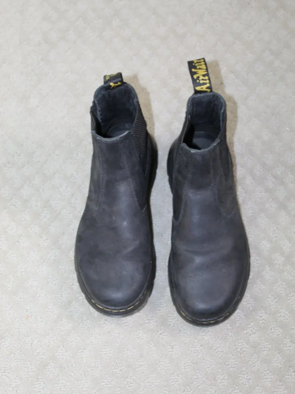Dr. Martens Air Wair Women's 8 / Men's 7 Chelsea Black Nubuck Ankle Boots